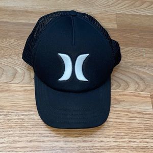 Hurley trucker hat
